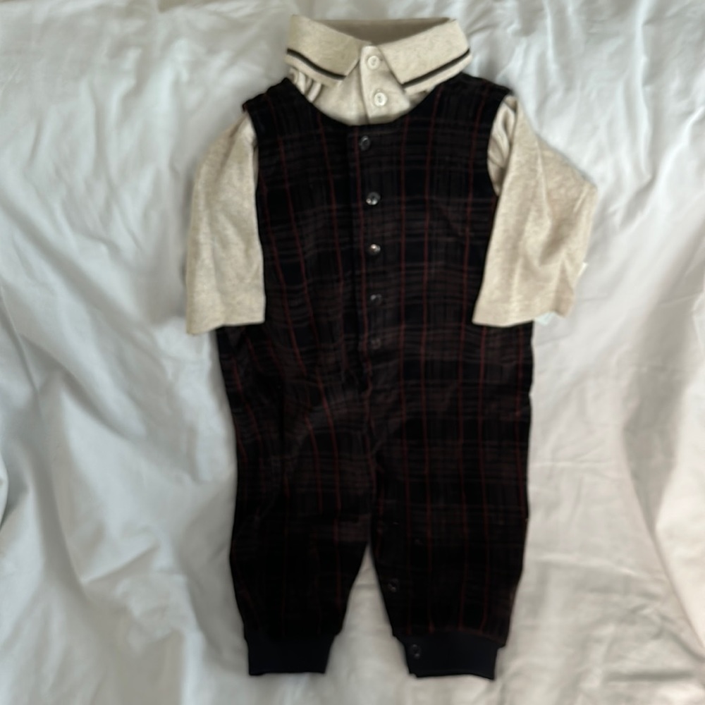 First Impressions baby matching set NWT!